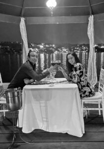 Image-V-AnayMarco-Celebrando-Juntos1-210x300