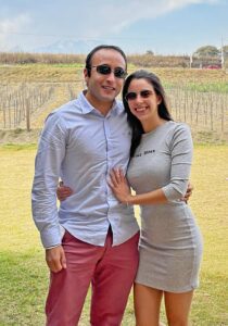Image-V-AnayMarco-Celebrando-Juntos3-210x300