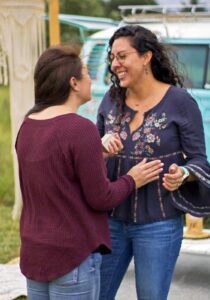 Image-Vertical-Celebrando-Juntos2-210x300