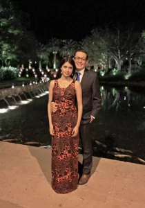 Image-V-Boda-Alina-y-Cesar-Celebrando-Juntos-2-210x300