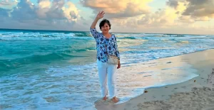 Slider-H-50-anos-Martha-Velez-Celebrando-Juntos-6_HV-300x155