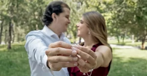 Slider-H-Boda-Ana-y-Carlos-Celebrando-Juntos-2-300x155