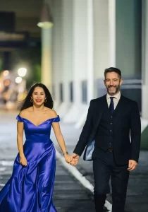 VSlider-H-Boda-Penelope-y-Adam-Celebrando-Juntos-2-210x300