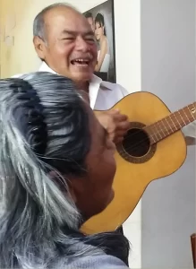 Image-V-Cumple-70s-Carmelito-Celebrando-Juntos-15-219x300