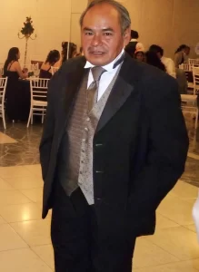 Image-V-Cumple-70s-Carmelito-Celebrando-Juntos-3-219x300